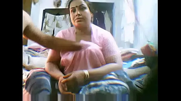 Big BBW Indian Aunty Cam show on total Tube
