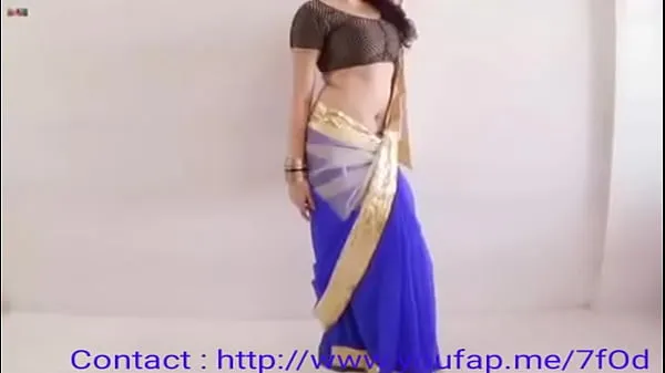Stor Indian girl dancing totalt rör