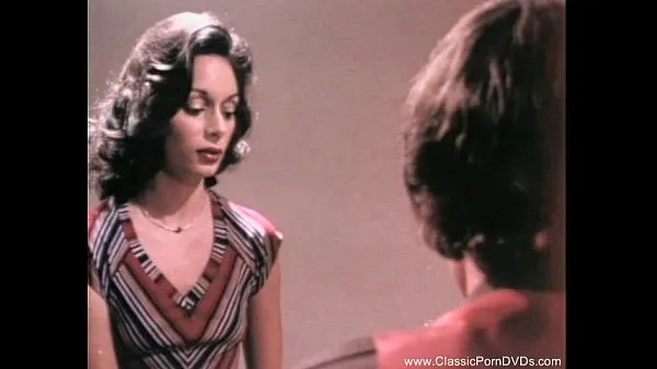 Tabung total Vintage MILF From Classic 1972 Film besar