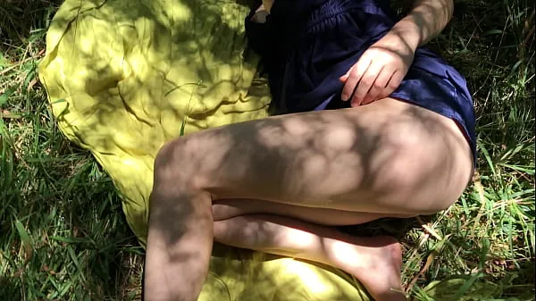 Grote Nympho teen in the woods fucked by woodcutter - Erin Electra totale buis