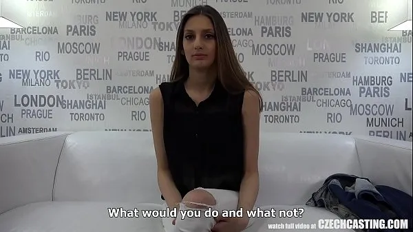 Μεγάλο 19 YO m. Denisa wants to be a model συνολικό σωλήνα