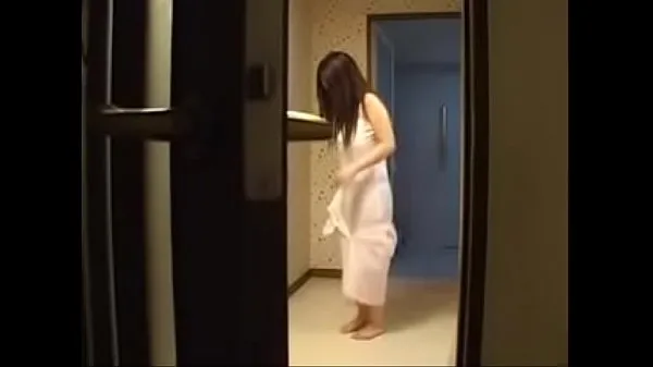 Duża Hot Japanese Wife Fucks Her Young Boy całkowita rura