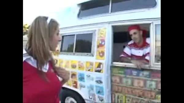 Grote ice cream truck fuck totale buis