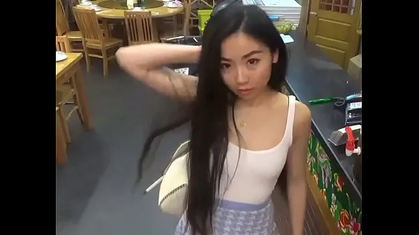 Store Chinese Cutie With White Man samlede rør
