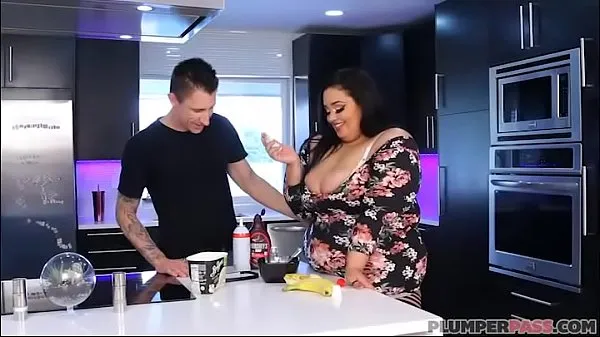 Big Lovely Nirvana Lust Makes a Mess Cream Sundae and Cock tổng số ống