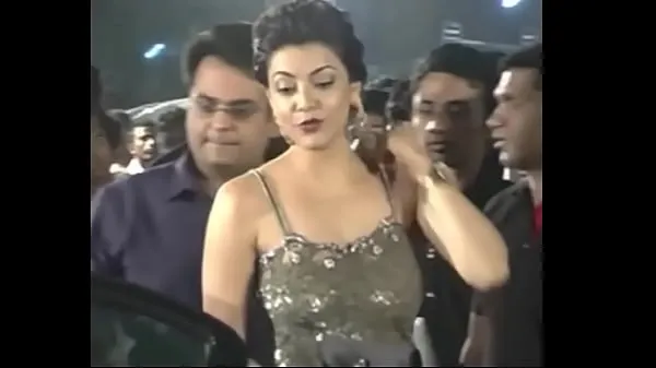 큰 Hot Indian actresses Kajal Agarwal showing their juicy butts and ass show. Fap challenge 총 튜브