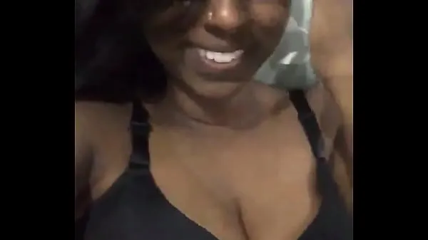 Big Tamil wife nude selfie celková trubka