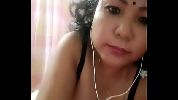 Big Bengali Girl Hot Live celková trubka