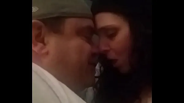 Big Kissing Goodnight...hot loving amateur couple passionately kissing total Tube