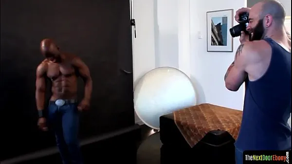 Big Ebony hunk cocksucking during photo shoot total Tube