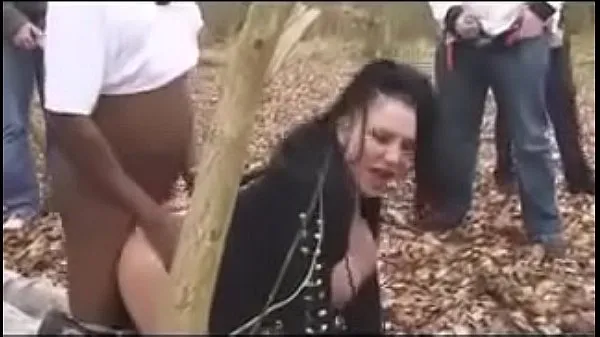 बिग Girl with big tits we met on goes dogging in the woods कुल ट्यूब