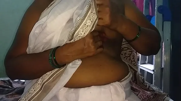 Big south indian desi Mallu sexy vanitha without blouse show big boobs and shaved pussy celková trubka