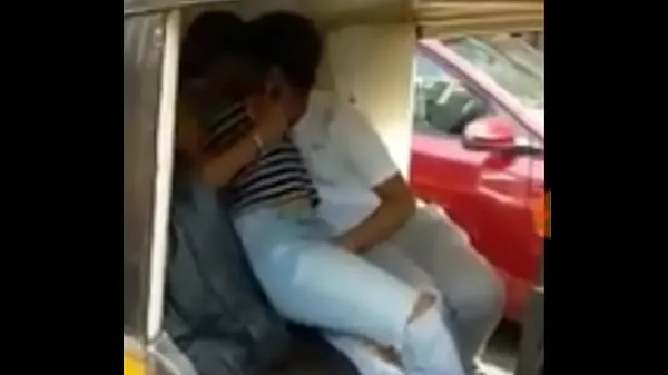 बिग Indian Horny bees made-out in AutoRikshaw कुल ट्यूब