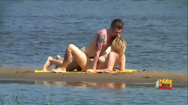 Grote Video compilation in which cute y. are taking the sun baths totally naked and taking part in orgies on the beach from totale buis