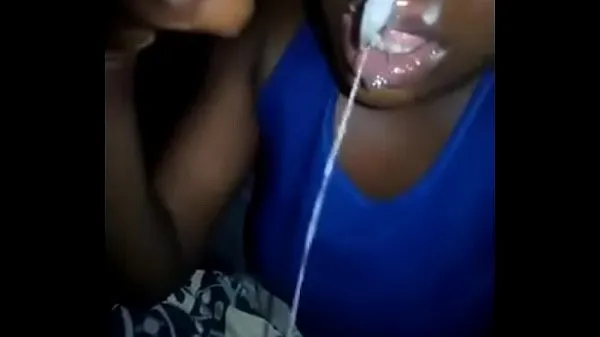 Big Black girl eat the boogers tổng số ống