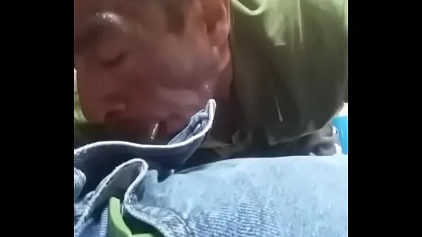 Grote Homeless Man Sucking My Cock Part 1 totale buis