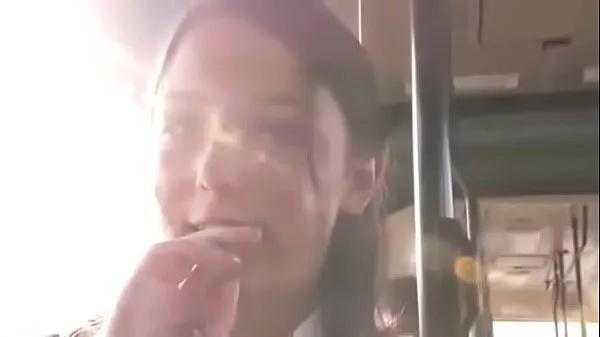 Stor Girl stripped naked and fucked in public bus totalt rör