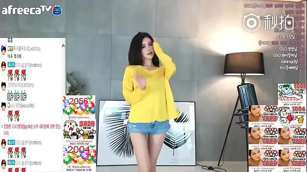 Μεγάλο Yi Suwan's big-chested T-shirt can't cover it, and she wears hot pants sexy and seductive dance live broadcast public account [喵贴 συνολικό σωλήνα
