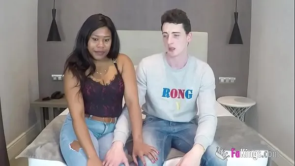 बिग Unexperienced interracial couple shows all of us how they do it at home कुल ट्यूब