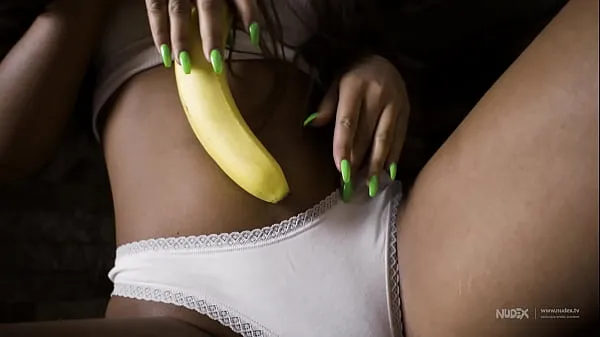Big Hot teen eating banana and pouring milk all over her sexy body total Tube