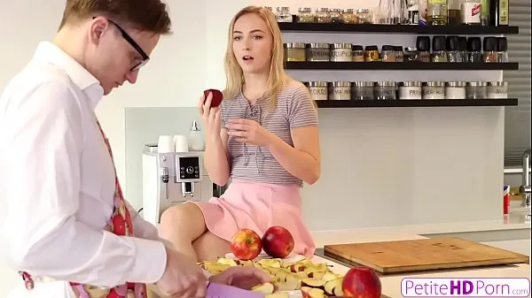 Stor Blonde Teen Jenny Wild Gets Her Pussy Pounded For Dessert totalt rör