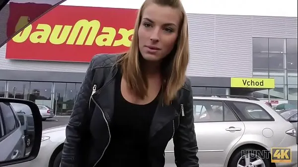 Store HUNT4K. Lovely teen girl has big boobs and shaved twat to sell them samlede rør