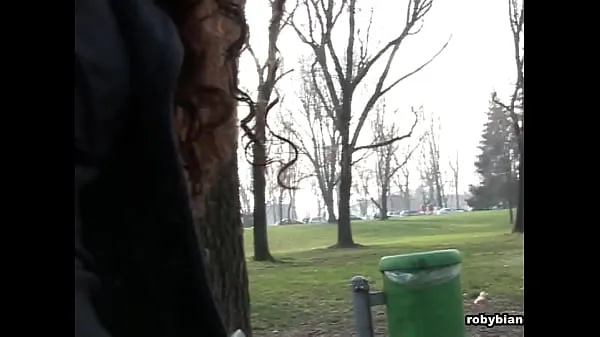Μεγάλο The park voyeur with Giuliana Grandi συνολικό σωλήνα