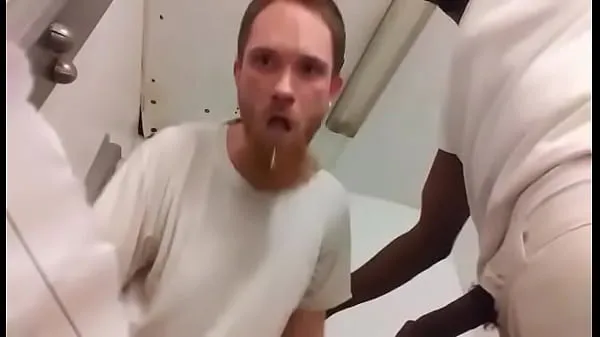 Tabung total Prison masc fucks white prison punk besar