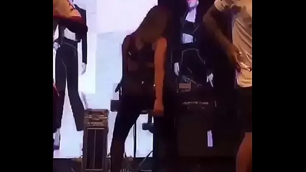 Big Wonderful Anitta, kicking ass on stage total Tube