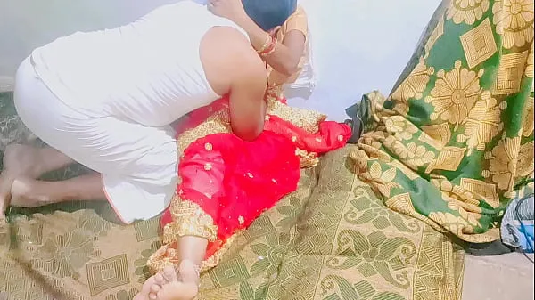 Grote Late night sex with Telugu wife in red sari totale buis