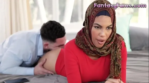 کل ٹیوب Fucking Muslim Converted Stepsister With Her Hijab On - Maya Farrell, Peter Green - Family Strokes بڑا