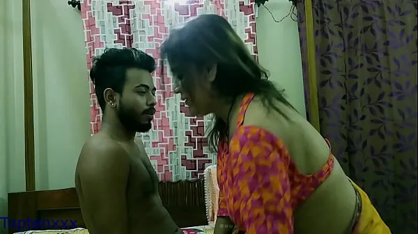 Store Bengali Milf Aunty vs boy!! Give house Rent or fuck me now!!! with bangla audio samlede rør