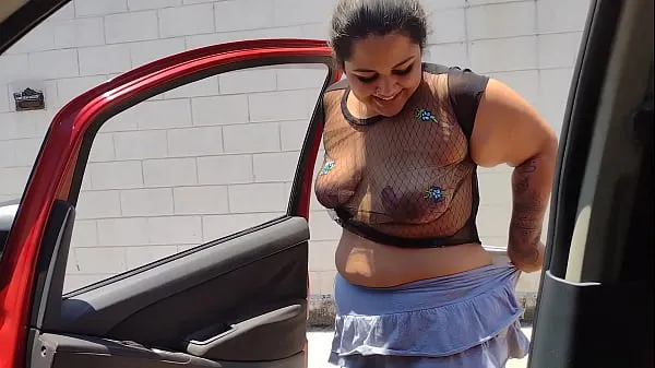 Nagy Mary cadelona married shows off her topless and transparent tits in the car for everyone to see on the streets of Campinas-SP in broad daylight on a Saturday full of people, almost 50 minutes of pure real bitching teljes cső