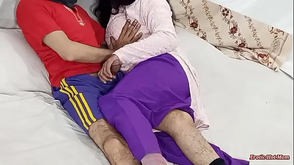 หลอดรวมDewar's big cock blew up her sister in law's ass and fucked her asshole with strong jerks during pakistani xxx anal hardcore fucking with Hindi funny hot conversation of Sara Bhabhiใหญ่