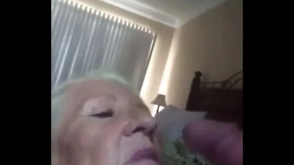 Büyük Granny take the juice toplam Tüp