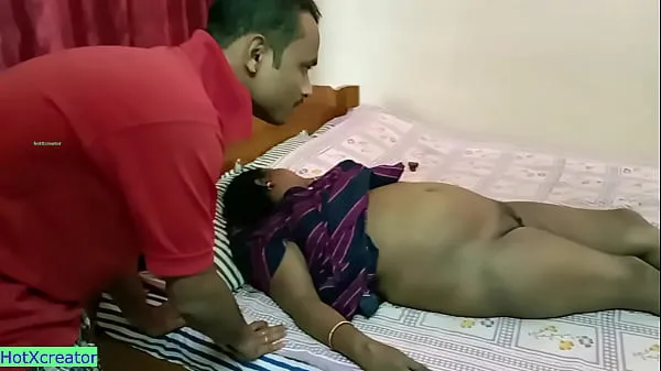 Store Indian hot Bhabhi getting fucked by thief !! Housewife sex samlede rør