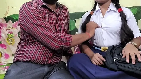 أنبوب Indian-collage girl sex in teachar in home made Mumbai ashu كبير