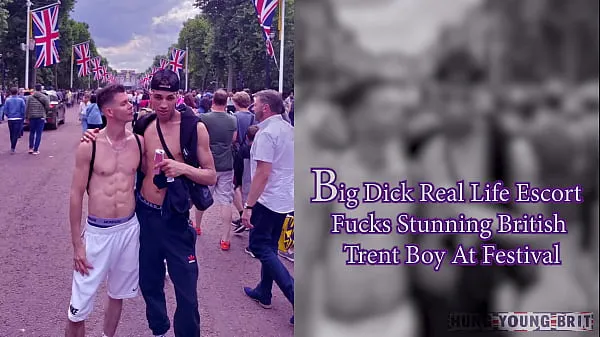 Jumlah Tiub Big Dick REAL-life Twink FUCKS stunning 19yr British Trent boy@ festival besar