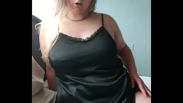 Iso BBW teaseing with beautiful tits yhteensä Tube