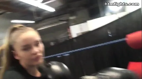 Iso New Boxing Women Fight at HTM yhteensä Tube