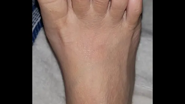 Duża Petite Feet Cumshot całkowita rura