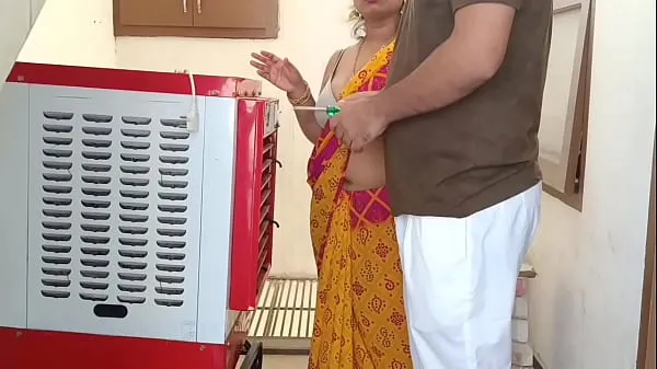 Veľká XXX Cooler repair man fuck Desi bhabhi in balcony totálna trubica