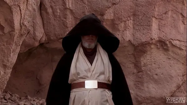أنبوب Wicked - Obi Wan Sticks His Obi Cock Into A Sand Babe's Ass FULL SCENE كبير