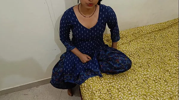 Büyük Hot Indian Desi village housewife cheat her husband and painfull fucking hard on dogy style in clear Hindi audio toplam Tüp