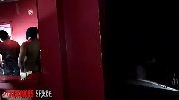 Velika ALICE MAZE ASS FUCKING IN A WOMAN'S GLORYHOLE OF LIBERTINE CLUB AT KOKINOOS SPACE skupna cev