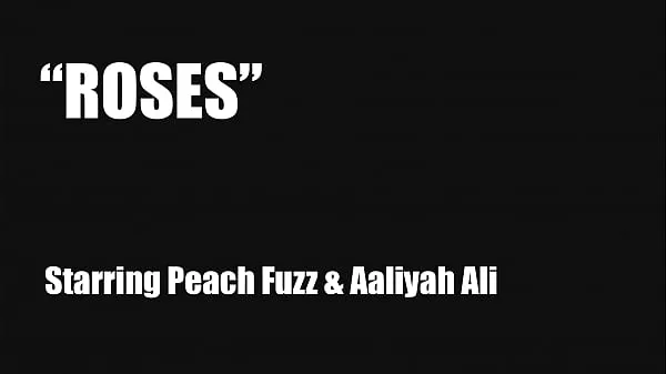 Store Tilbedelse af ibenholt røv, leg med stearinlys, klittortur og brystsugning (Peach Fuzz Aaliyah Ali samlede rør