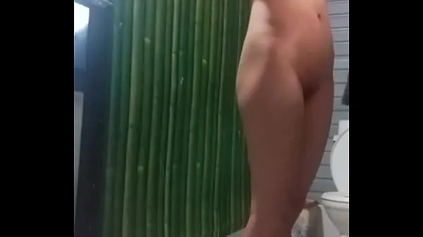 Big Secretly filming a pretty girl bathing her cute body - 02 total Tube