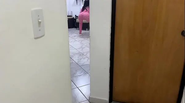 Big Beautiful Stepdaughter Twerking while her Stepfather Masturbates watching her Huge Bouncing Ass total Tube