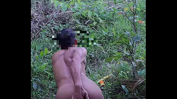 Tabung total Myanmar gay outdoor solo anal play besar