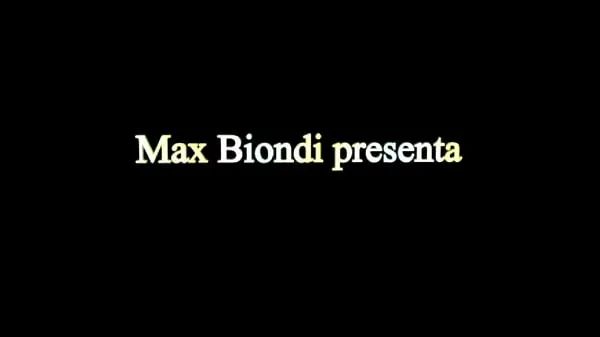 أنبوب trailer of the parody produced by Max Biondi's Napolsex كبير